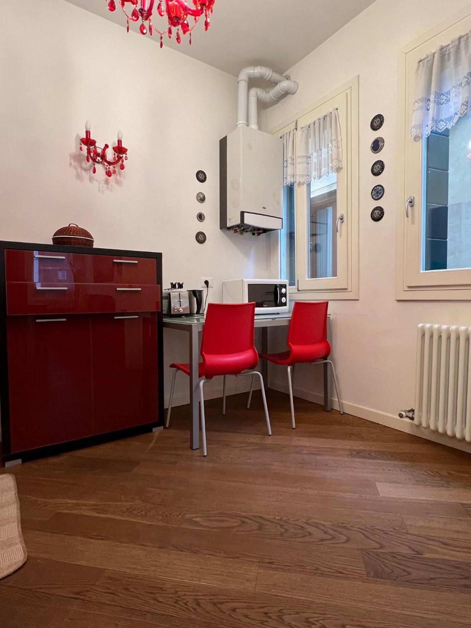 Casabella Apartment Venesia Bagian luar foto