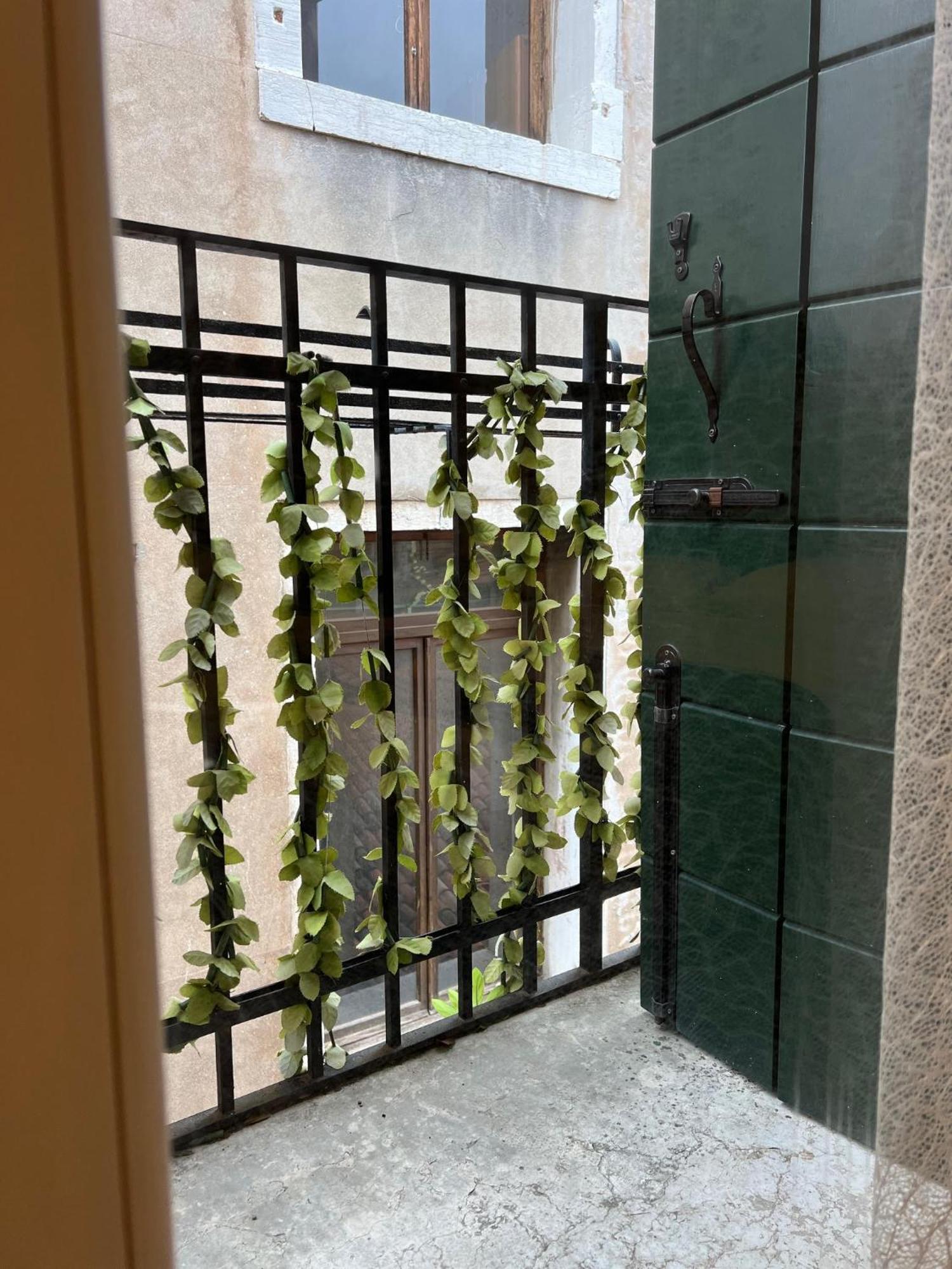 Casabella Apartment Venesia Bagian luar foto