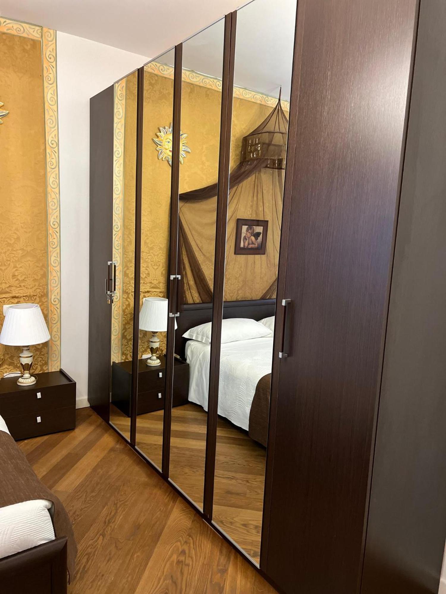 Casabella Apartment Venesia Bagian luar foto